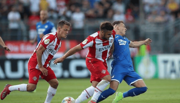 开云体育入口-德国杯赛前再迎强敌，拜仁慕尼黑防线松动，主帅态度——赛场秩序良好，训练强度明显提升的简单介绍