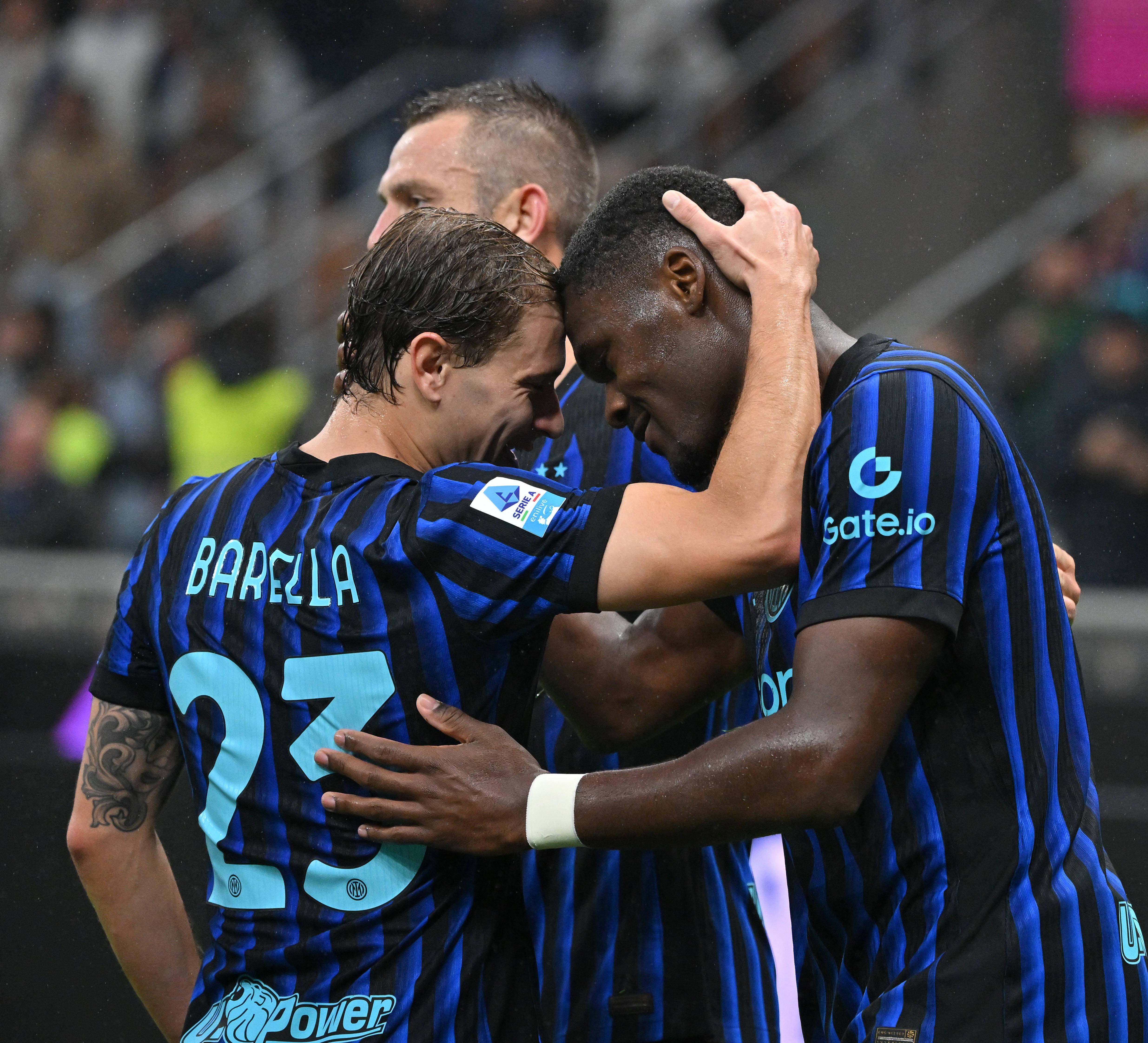 里程碑夜!AC米兰豪取连胜,意甲今晨刷纪录,更衣室稳定,细节决定成败 里程碑夜!AC米兰豪取连胜,意甲今晨刷纪录,更衣室稳定,细节决定成败